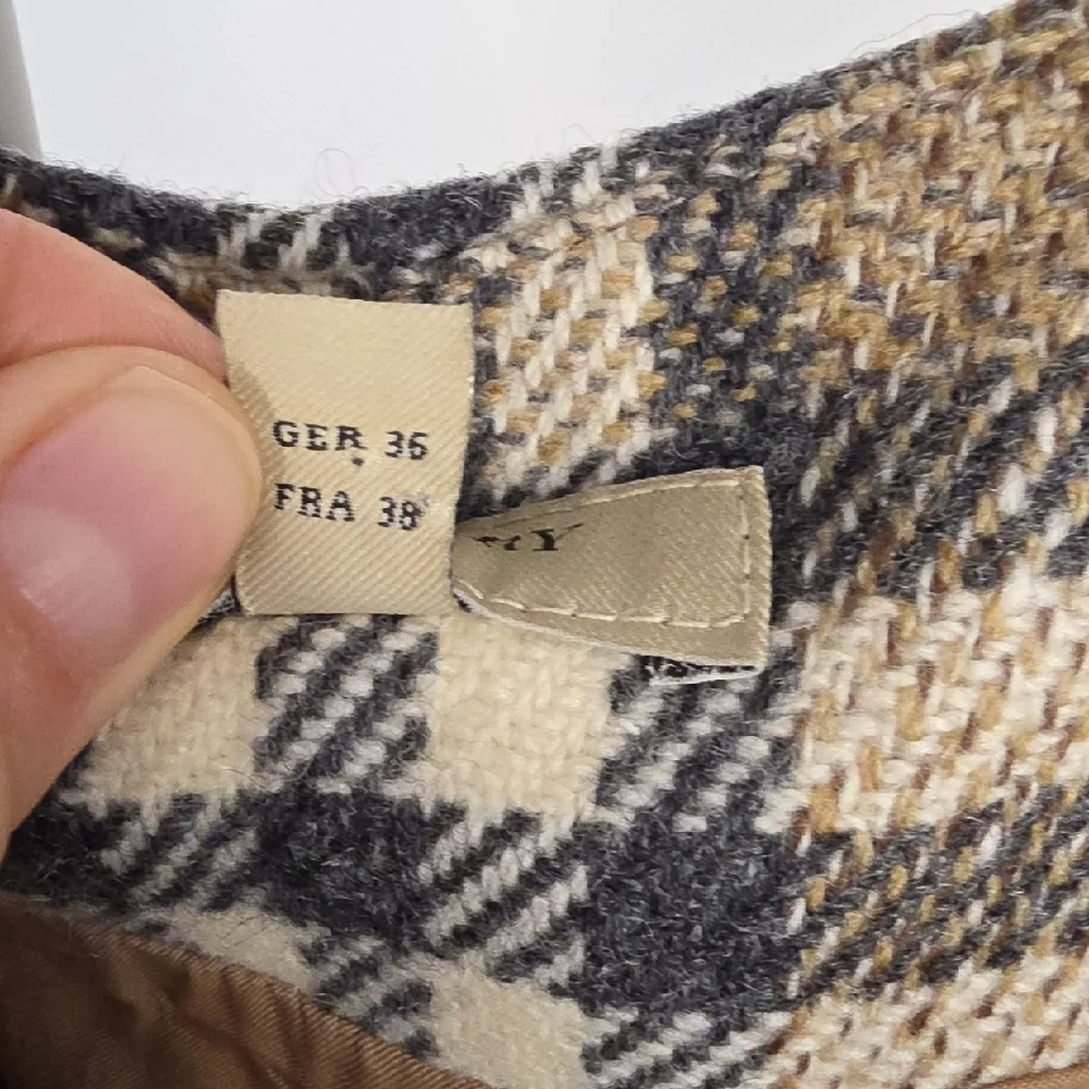 Burberry London Vintage Wool Skirt โ Beige Nova Check โ Made in Italy - S - Picture 8 of 13